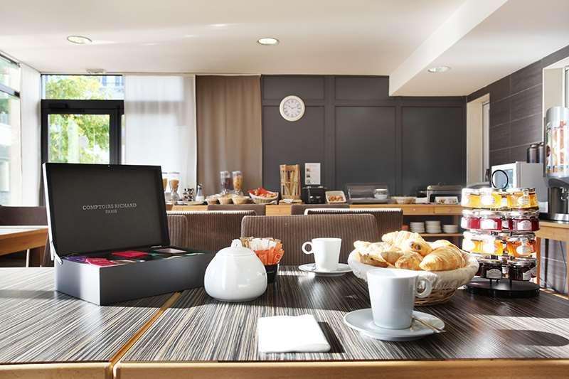 Appart'Hotel Odalys City - Bioparc Lyon Est ליון מסעדה תמונה